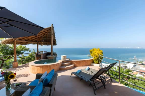 Luxe 3 King BR Villa | Infinity Pool + 220° Views